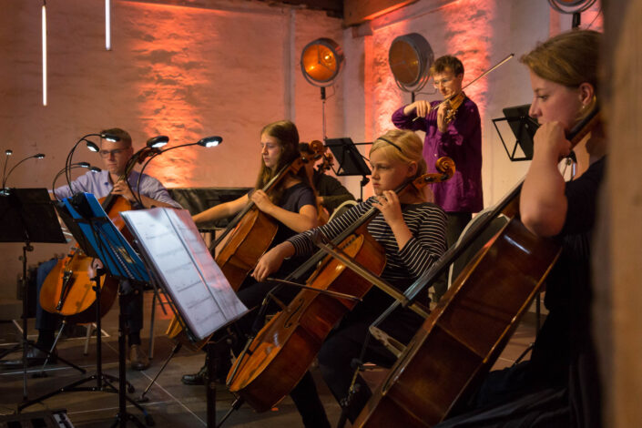 Konzertfotografie Musikfest Liebenberg Streicher der Jugendmusikschule Oberhavel