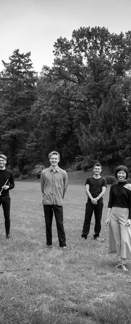 Musiker und Tänzer beim Musikfest auf Schloß und Gut Liebenberg 2022, DKB-Stiftung, Löwenberger Land, Brandenburg